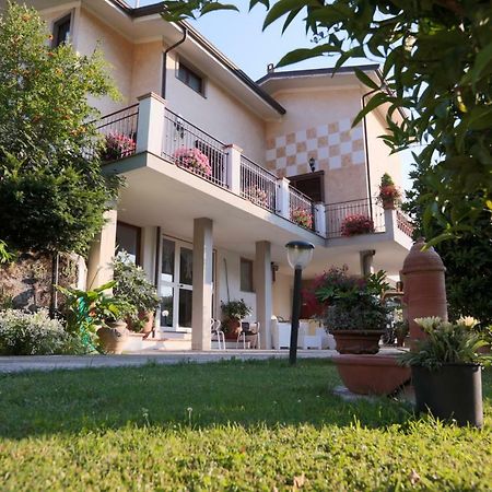 Parte Di Casa Con Giardino E Piscina Villa Pietrasanta Exterior photo